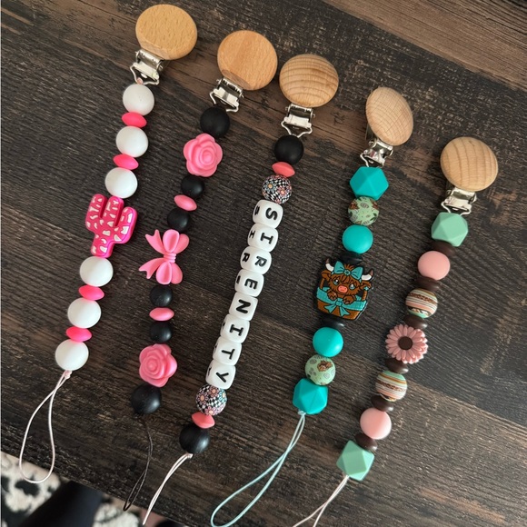 Colorful Beaded Pacifier Clips - Picture 2 of 15